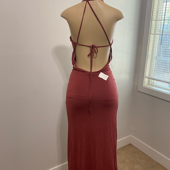 Dress - Picture 2 of 2